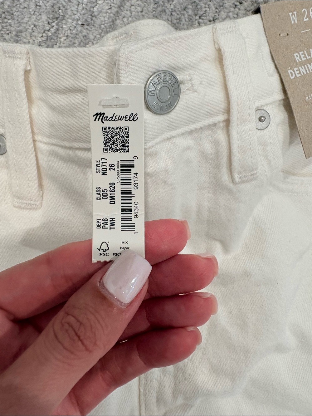 NWT Madewell Relaxed Denim Shorts | White | Mid Rise | Size 26 - Picture 5 of 9
